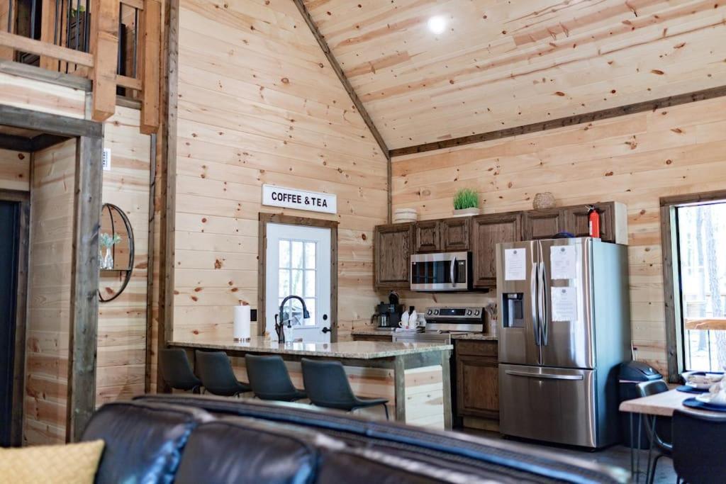 The Secluded Reset Button Cabin Broken Bow Eksteriør bilde